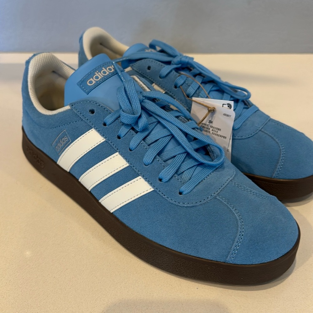 Adidas VL Court 2.0 size 9.5 brand new